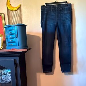 Judy Blue pull on jeans